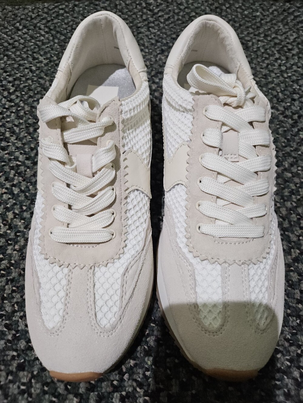 Dolce Vita Cream & White Textured Lace-Up Sneakers